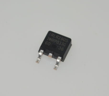 IRLR2905TRPBF 30V MOSFET 20mΩ Ultra-Low RDS ((on) 60A High Current Fast Switching Speed Avalanche Rated TO-262 (D2PAK) Paket Bebas Timah untuk Penggerak Motor & Konversi Daya