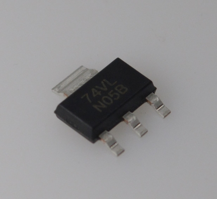 LM1117IMPX-3.3 Regulator LDO Keluaran Tetap 3.3V 800mA Tegangan Jatuh Rendah (1.2V) Akurasi Tinggi (±2%) Perlindungan Termal & Arus Paket SOT-223 Stabil dengan Kapasitor Keramik