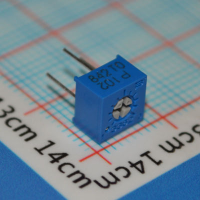 3362P-1-102LF Trimpot 1kΩ Potensiometer Presisi 10-Putaran ±10% Toleransi Melalui Lubang Pemasangan Elemen Cermet Penyesuaian Andal Ideal untuk Kalibrasi and Penyetelan Sirkuit