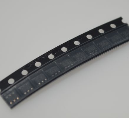 SN74LVC1G3157DBVR Tegangan Rendah Single 2:1 Mux/Demux dengan 5V Toleran I/O 3.5ns Kecepatan 10μA ICC 32mA Drive Tiny SOT-23-6 Wide 1.65-5.5V Range and High ESD Protection