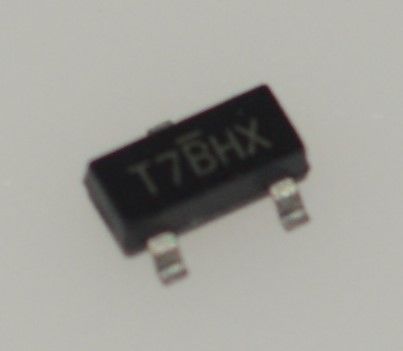 SST4118-T1-E3 Konverter Sinkron Efisiensi Tinggi (95%) 48V/10A dengan Input Lebar 4V-60V Frekuensi yang Dapat Diprogram Perlindungan Penuh Manajemen Termal Ukuran Kompak Kebisingan Rendah, dan Kontrol Mudah