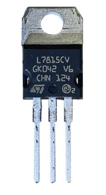 L7815CV-DG 15V 1.5A Regulator Linear TO-220 Perlindungan Termal / Sirkuit Singkat ± 4% Keakuratan -40°C sampai +125°C
