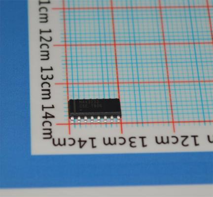 MAX3232CSE 3V-5.5V Transceiver RS-232 250kbps 2Tx/2Rx ±15kV Perlindungan ESD 0.1μA Shutdown SOIC-16 -40°C hingga +85°C