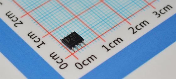 NCP3063BDR2G 1.5A Step-Down Converter 4-40V Input 250kHz, SOIC-8 85% Efisiensi -40°C sampai +125°C Batas arus siklus demi siklus
