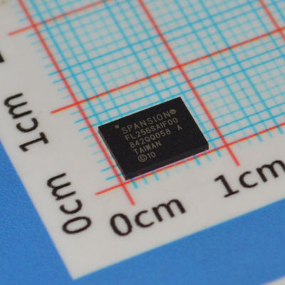 S25FL256SAGNFI010 256Mb (32MB) Serial NOR Flash 104MHz SPI 100K Penghapusan/siklus Program 20 Tahun Penyimpanan Data 2.7-3.6V WSON-8 -40°C sampai +85°C Kelas Otomotif