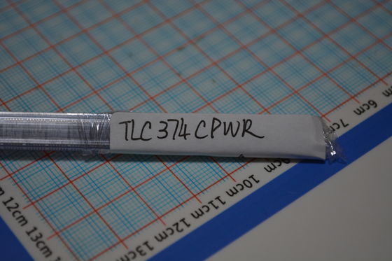 TLC374CPWR Quad CMOS Comparator 2μs Response 2.7-16V Supply 1mV Offset Push-Pull Output TSSOP-14 -40°C sampai +125°C Industri-Grade