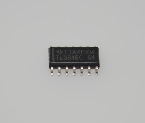 TL084BCDR Quad JFET-Input Op Amp Lebar Pita 4MHz Laju Slew 13V/μs ±18V Catu Daya 3pA Bias Masukan SOIC-14 -40°C hingga +125°C