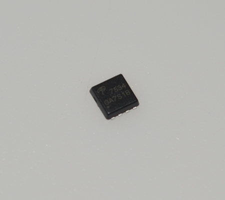 AON7534 30V N-Channel MOSFET 10.5mΩ Rds ((on) 60A Kontinyu DFN5x6-8L -55°C sampai +175°C AEC-Q101