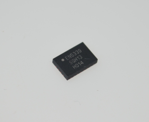 EN5339QI 3A Konverter Buck Sinkron 4.5-36V Input Efisiensi 95% QFN-24 -40°C hingga +125°C AEC-Q100