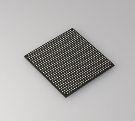 EP4CE115F29I7N Cyclone IV FPGA 114K LEs 3.9Mbit RAM Kecepatan 266MHz Tegangan Inti 1.2V 622 Pin I/O Dukungan PCIe Suhu Industri (-40°C hingga 100°C) Sesuai RoHS Paket FBGA 780-Pin