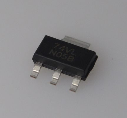 LM1117IMPX-3.3 Regulator LDO Keluaran Tetap 3.3V 800mA Tegangan Jatuh Rendah (1.2V) Akurasi Tinggi (±2%) Perlindungan Termal & Arus Paket SOT-223 Stabil dengan Kapasitor Keramik