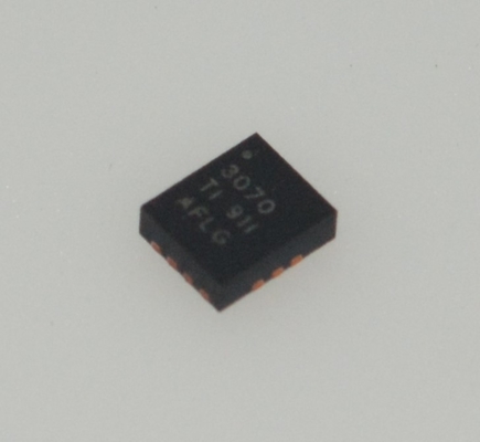 TPS63070RNMR Buck-Boost 96% Efisiensi 2-16V In 5A Puncak Keluaran yang Dapat Disesuaikan 25µA IQ 2.5x3mm QFN Mode Hemat Daya Tetap 5V/3.3V