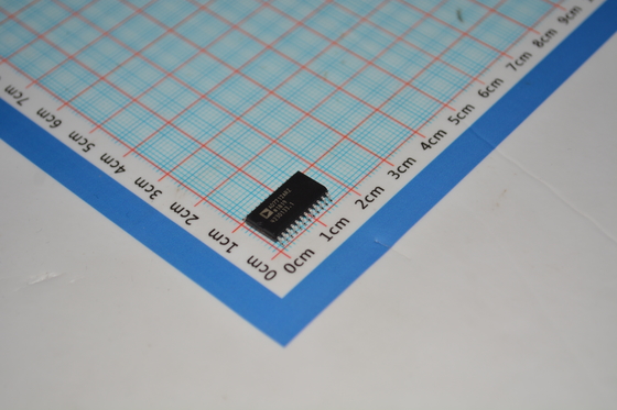 AD7712ARZ ADC 24-Bit Σ-Δ dengan PGA On-Chip Kebisingan Rendah Operasi 5V/3V Akurasi Tinggi Penyaringan Fleksibel dan Daya Rendah untuk Penginderaan Presisi