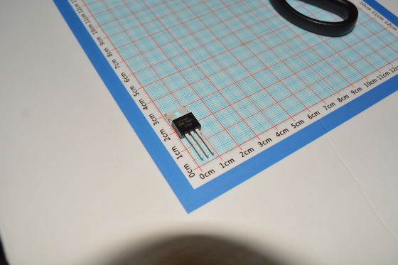 IRF4905LPBF MOSFET Saluran-P 55V/-74A Ultra-Rendah 20mΩ RDS(on) Dinilai Longsoran TO-220AB Bebas Timbal Efisiensi Tinggi Andal untuk Kontrol Daya and Motor