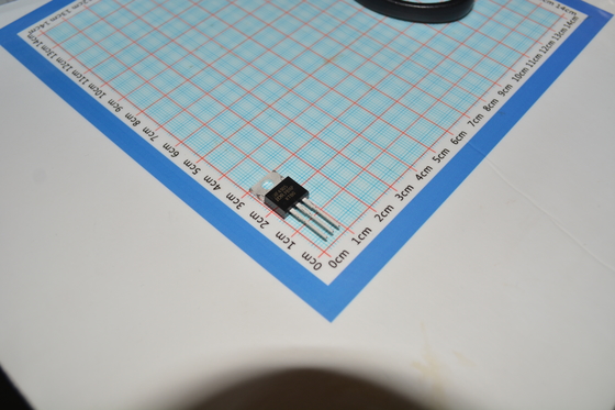 IRF4905LPBF MOSFET Saluran-P 55V/-74A Ultra-Rendah 20mΩ RDS(on) Dinilai Longsoran TO-220AB Bebas Timbal Efisiensi Tinggi Andal untuk Kontrol Daya & Motor
