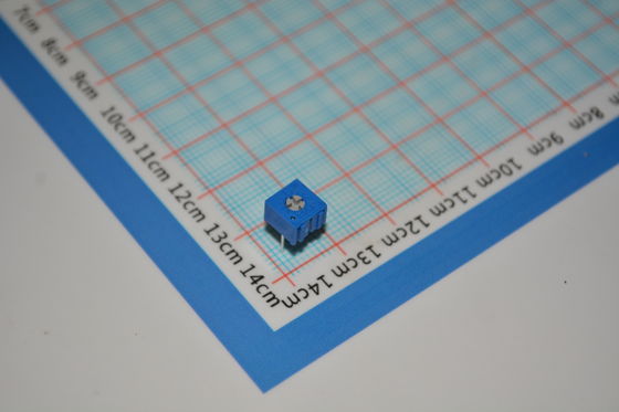 3362P-1-102LF Trimpot 1kΩ Potensiometer Presisi 10-Putaran ±10% Toleransi Melalui Lubang Pemasangan Elemen Cermet Penyesuaian Andal Ideal untuk Kalibrasi and Penyetelan Sirkuit