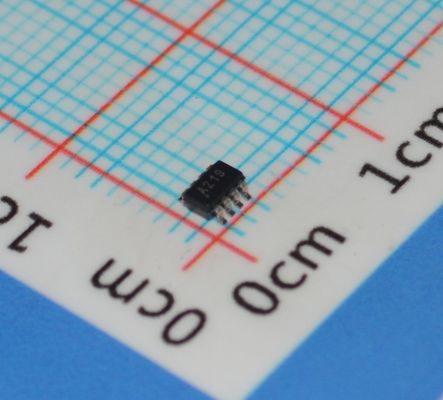 INA219AIDCNR High-precision Current/Power Monitor dengan I2C Interface 0.1% Keakuratan 26V Range, Low Offset Bidirectional Sensing Tiny SOT-23 Package Programmable Calibration and Alerts