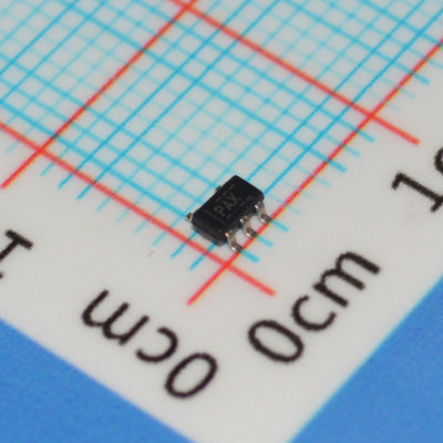 TLV70450DBVR 5V 150mA LDO Ultra-Rendah IQ (300nA) dengan PSRR Tinggi (70dB) Akurasi 2% Stabil dengan Kapasitor Keramik 1μF Pin Aktifkan dan Perlindungan Termal dalam Paket SOT-23