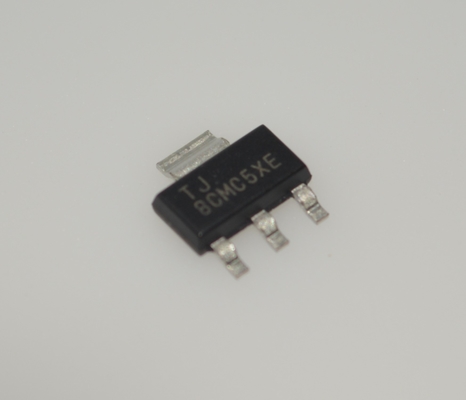 TLV1117LV33DCYR 800mA LDO 3.3V Keluaran Tetap Akurasi 1% Tegangan Dropout Rendah Perlindungan Arus Lebih & Termal -40°C hingga 125°C Stabil dengan Kapasitor Keramik Paket SOT-223