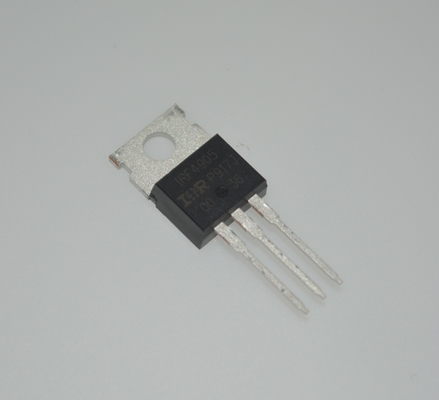 Ultra-Rendah Rds(on) 0.02Ω IRF4905PBF P-Channel -55A -60V Paket TO-220 Arus Tinggi Kuat Dinilai Longsoran Tingkat Gerbang Logika Muatan Gerbang Rendah 110nC Sakelar Cepat Efisiensi Daya Tinggi