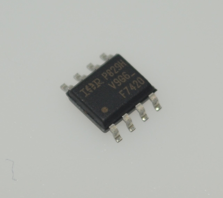 Dual N + P Channel IRF7420TRPBF ±5.3A 20V SOIC-8 0.045Ω Rds ((on) 1.8V Logic Level Fast Switching Efisiensi Tinggi Manajemen Daya Desain hemat ruang