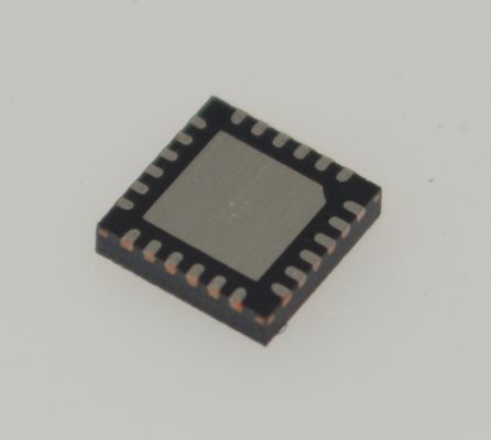 Presisi ADS8634SRGER Resolusi 16-bit Input 4-Ch Komunikasi SPI Daya Ultra-Rendah Catu Daya 2.7-5.5V Referensi On-Chip Kompak 24-QFN untuk Aplikasi Industri