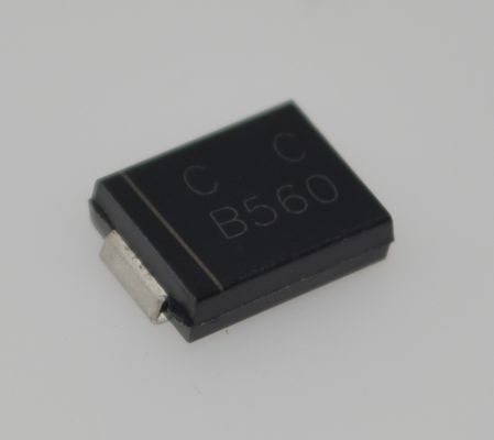 CDBC560-G 560Ω@100MHz Common Mode Choke Peringkat Arus Tinggi Rentang Suhu Lebar DCR Rendah Penekanan EMI Sangat Baik Kepatuhan RoHS Desain Kompak Perlindungan Jalur Daya and Data