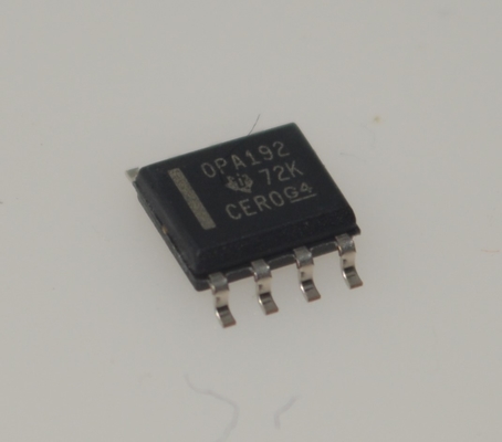 OPA192IDR Presisi Op-Amp dengan Offset 25μV, Drift 0.2μV/°C, GBW 10MHz, SR 20V/μS, Noise 1/f 1.1kHz, Input CMOS RRO, Ib 2.2nA, Paket SOIC-8