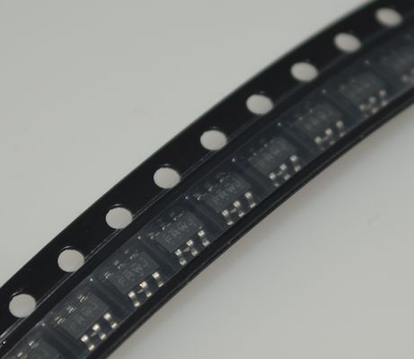 ACT4088US-T Input 4.5-40V Output Kontinu 2.5A Efisiensi 93% Frekuensi 300kHz Rendah 30μA IQ Perlindungan Terintegrasi Kualifikasi AEC-Q100 Paket TSSOP yang Ditingkatkan Secara Termal