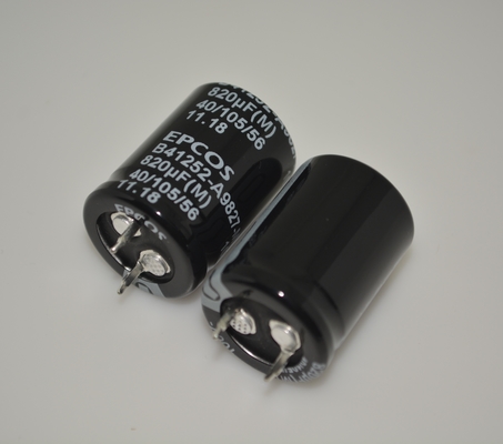 B41252A9827M000 EPCOS/TDK Induktor Inti Ferrit 820nH Toleransi 10% Arus Saturasi 7.8A Arus Termal 9.5A -55°C hingga +150°C Sesuai RoHS Tingkat Otomotif Bersertifikasi AEC-Q200