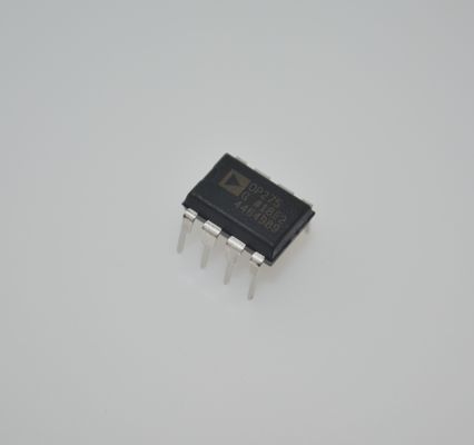 OP275GPZ Audio Op-Amp Terkenal dengan Campuran Bipolar/JFET, Bandwidth 5MHz, Laju Slew 22V/µs, Noise Rendah 6nV/√Hz, Drive Tinggi 10mA, Rentang ±4 hingga ±22V, dan Paket DIP-8/SOIC-8