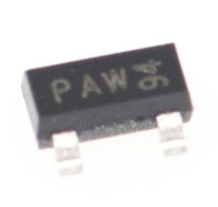 PMEG4005CT Ultra-Low VF 1.22V Efisiensi Tinggi 40V/70A Dioda Schottky dengan Dual-Center-Pin AEC-Q101 Berkualifikasi Bebas Halogen RoHS Memenuhi Kinerja Termal Superior dalam Paket TO-220AB