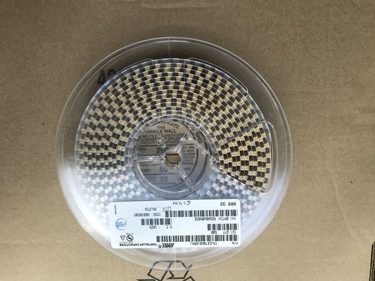 GRM0335C1H5R6BA01D 5.6pF ±0.1pF 0402 MLCC dengan 50V Rating C0G (NP0) Dielektrik untuk Stabilitas Ultimate Faktor Q Tinggi Ultra-Rugi Halogen-Free dan Tape and Reel Packaging untuk sirkuit otomotif