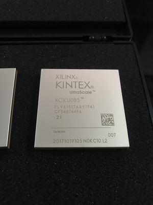 Bebaskan FPGA Kintex UltraScale XCKU085 Berkinerja Tinggi dengan 1.5M Sel Logika 1517 I/O 8.0GB/s 34Mb BRAM 5.5Mb UltraRAM 2.5D IC 100G Ethernet