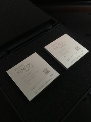 Bebaskan FPGA Kintex UltraScale XCKU085 Berkinerja Tinggi dengan 1.5M Sel Logika 1517 I/O 8.0GB/s 34Mb BRAM 5.5Mb UltraRAM 2.5D IC 100G Ethernet