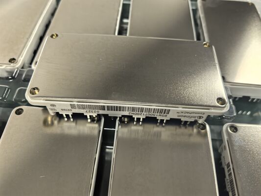 Modul IGBT BSM150GT120DN2 1200V/150A Rendah VCE(sat) Switching Kecepatan Tinggi Kerugian Rendah NTC Terpasang Pelat Dasar Terisolasi Tingkat Industri untuk Penggerak Motor Tugas Berat & UPS Industri