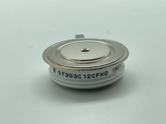 ST303C12CFK0 1200V 300A Modul Setengah-Jembatan (Half-Bridge) Rendah Vce(sat) Kerugian Rendah Ketahanan Hubungan Singkat NTC Terintegrasi Untuk Penggerak Motor dan Inverter Industri