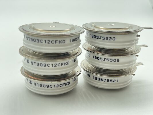 ST303C12CFK0 1200V 300A Modul Setengah-Jembatan (Half-Bridge) Rendah Vce(sat) Kerugian Rendah Ketahanan Hubungan Singkat NTC Terintegrasi Untuk Penggerak Motor dan Inverter Industri