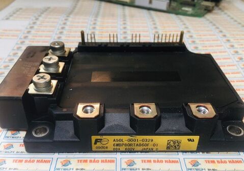 6MBP80RTA060F-01 Modul IPM 600V 80A IGBT Terintegrasi dan Driver HVIC Kerugian Rendah Keandalan Tinggi Perlindungan Built-in Paket DIP Kompak Untuk Penggerak Motor dan UPS