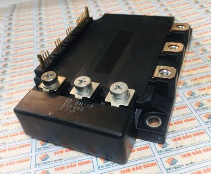 6MBP80RTA060F-01 Modul IPM 600V 80A IGBT Terintegrasi dan Driver HVIC Kerugian Rendah Keandalan Tinggi Perlindungan Built-in Paket DIP Kompak Untuk Penggerak Motor dan UPS