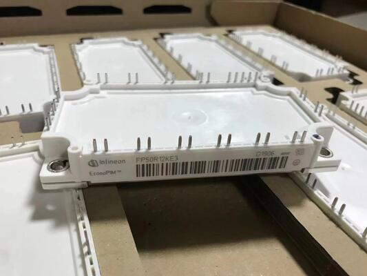 Modul IGBT FP50R12KE3 1200V 50A PIM TRENCHSTOP™ IGBT3 VCE(sat) Rendah Rugi Switching Rendah Penyearah Terintegrasi dan Pelat Dasar Tembaga Rem NTC Untuk Penggerak Motor