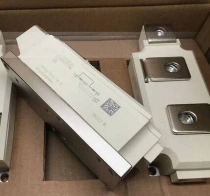 SKKH570/18E 1800V 570A Modul Thyristor-Dioda Seri Ganda Gerbang Amplifikasi VF Rendah 1.44V, Lonjakan 19kA Basis Keramik AlN Kontak Tekanan Tersertifikasi UL untuk Soft Starter