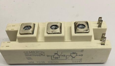 SKM75GB128DN 1200V, 75A Modul IGBT Ganda VCE(sat) Rendah 1.9V Switching Cepat Dioda Terintegrasi Kemampuan SC 10μs Paket SEMITOP2 Pin Press-Fit Tersertifikasi UL untuk Drive dan Inverter