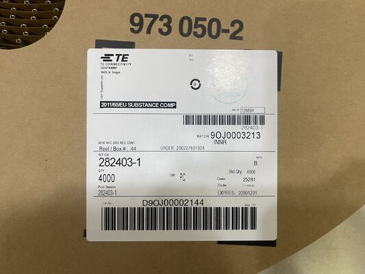 282403-1 8 Posisi 2.5mm Pitch Wire-to-Board Receptacle Crimp Housing Friction Lock Polarized UL 94V-0 4.5A Rating Panel Mount untuk industri dan otomotif