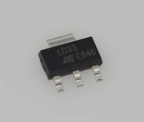 LD1117S33CTR Regulator Tegangan LDO 3.3V dengan Output 1A Tegangan Dropout Rendah Akurasi Tinggi Perlindungan Arus Berlebih & Termal Stabil dengan Kapasitor Keramik Paket SOT-223