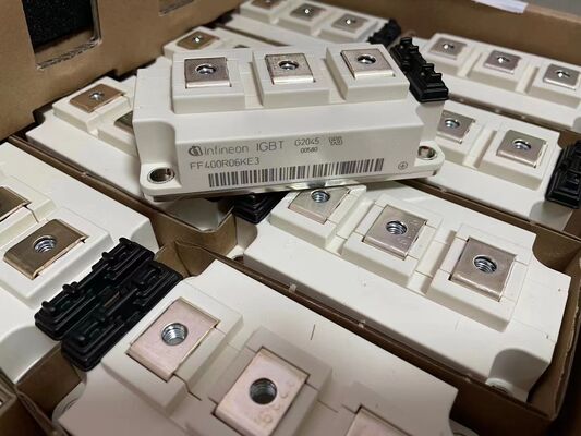 FF400R06KE3 600V 400A Modul IGBT VCE Rendah (sat) Kekasaran Sirkuit Pendek Tinggi Rugi Pengalihan Rendah Isolasi Tinggi Untuk Penggerak Motor Industri dan UPS Daya Tinggi